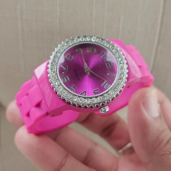 Accutime Women Wristwatch Pink Rubber Cuff Band Quartz Analog Wrist Watch - Picture 6 of 10